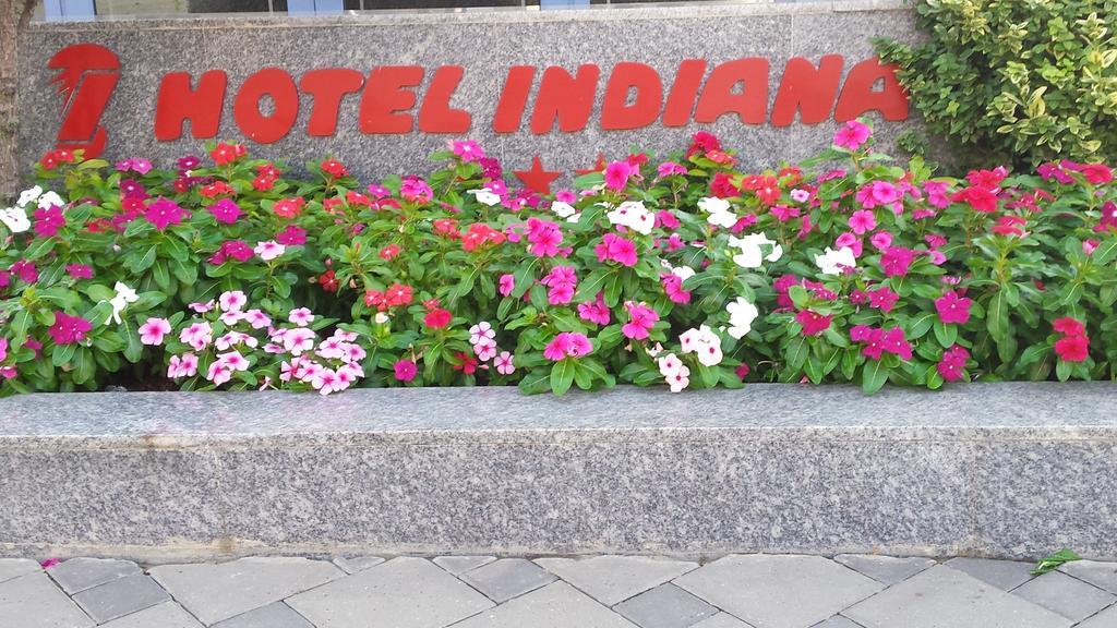 Indiana Hotel Iasi Exterior foto